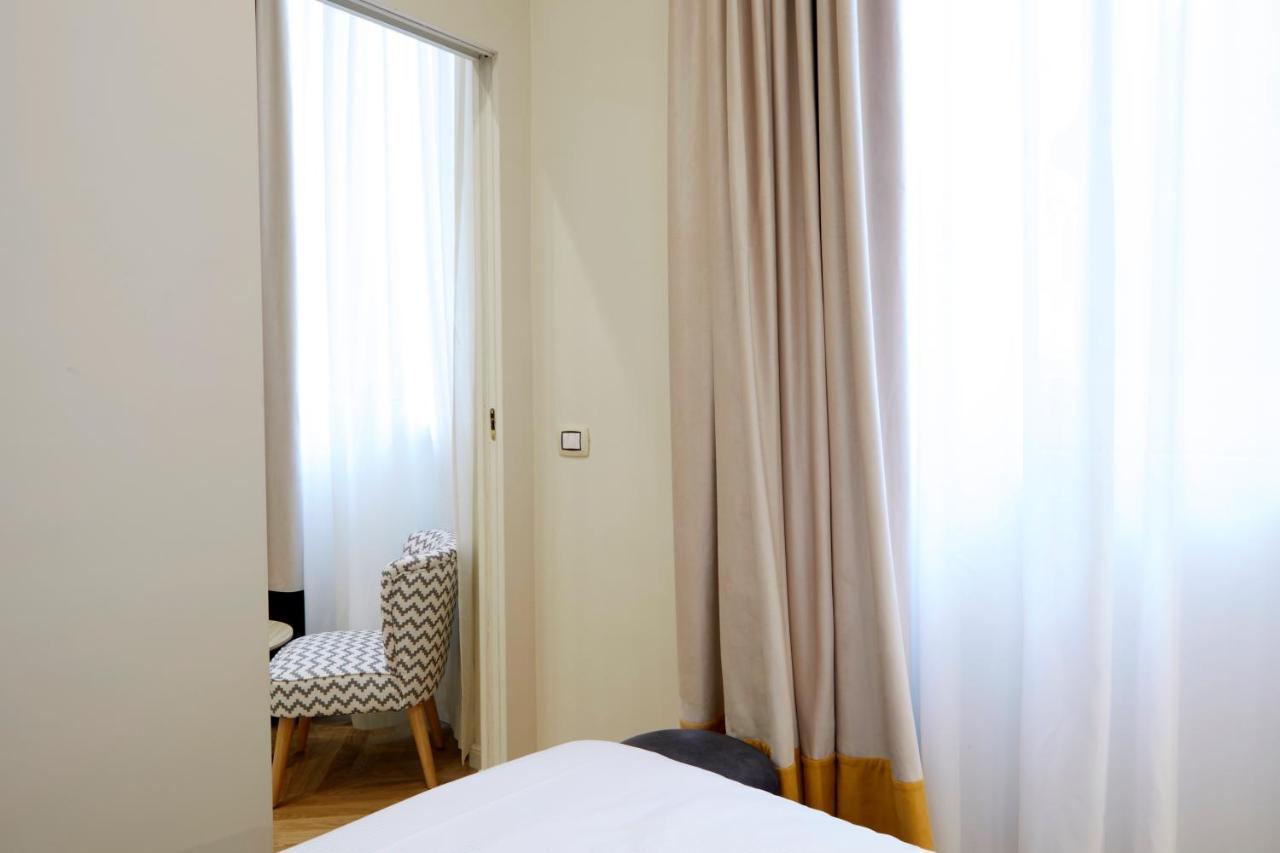 Bed and Breakfast Casa Vittoria Napoli - Santa Lucia Esterno foto